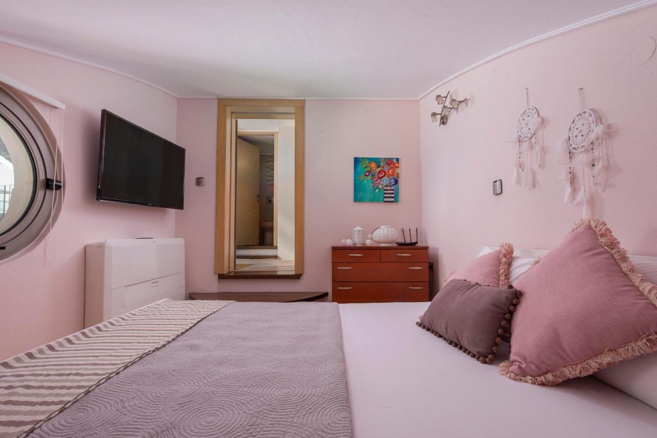 PalaiónTsiflíkion Studio Evian מראה חיצוני תמונה